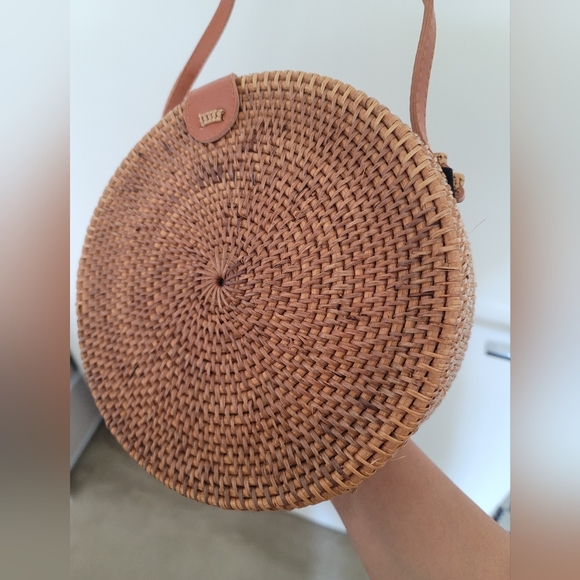 Crossbody rattan handbag - Picture 5 of 11